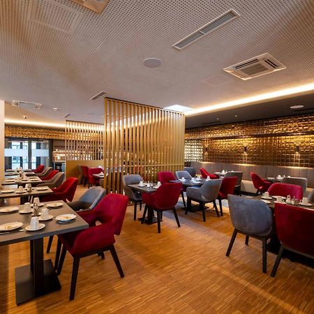 Plaza Residence ווינר נוישטאדט מראה חיצוני תמונה