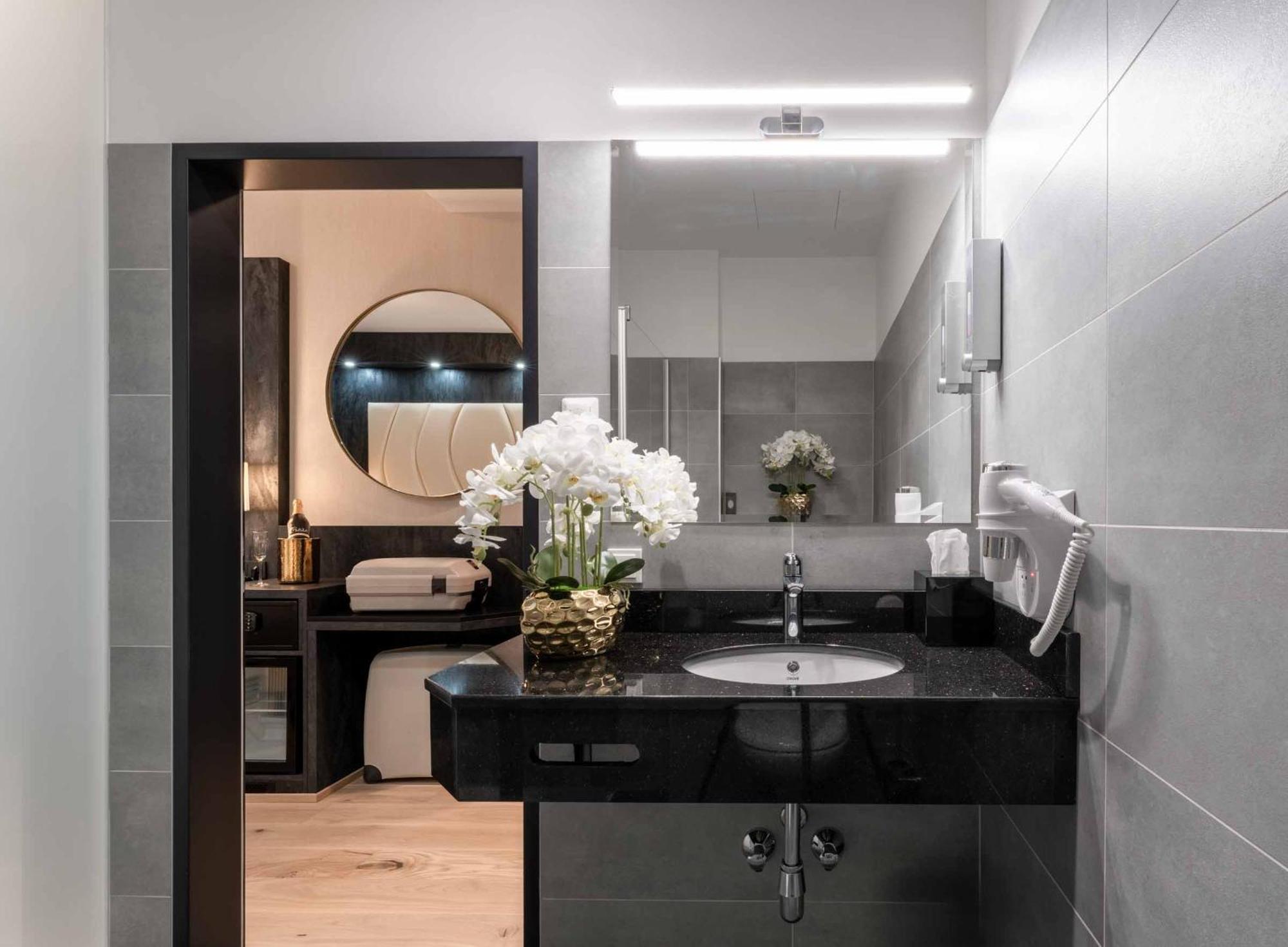 Plaza Residence ווינר נוישטאדט מראה חיצוני תמונה