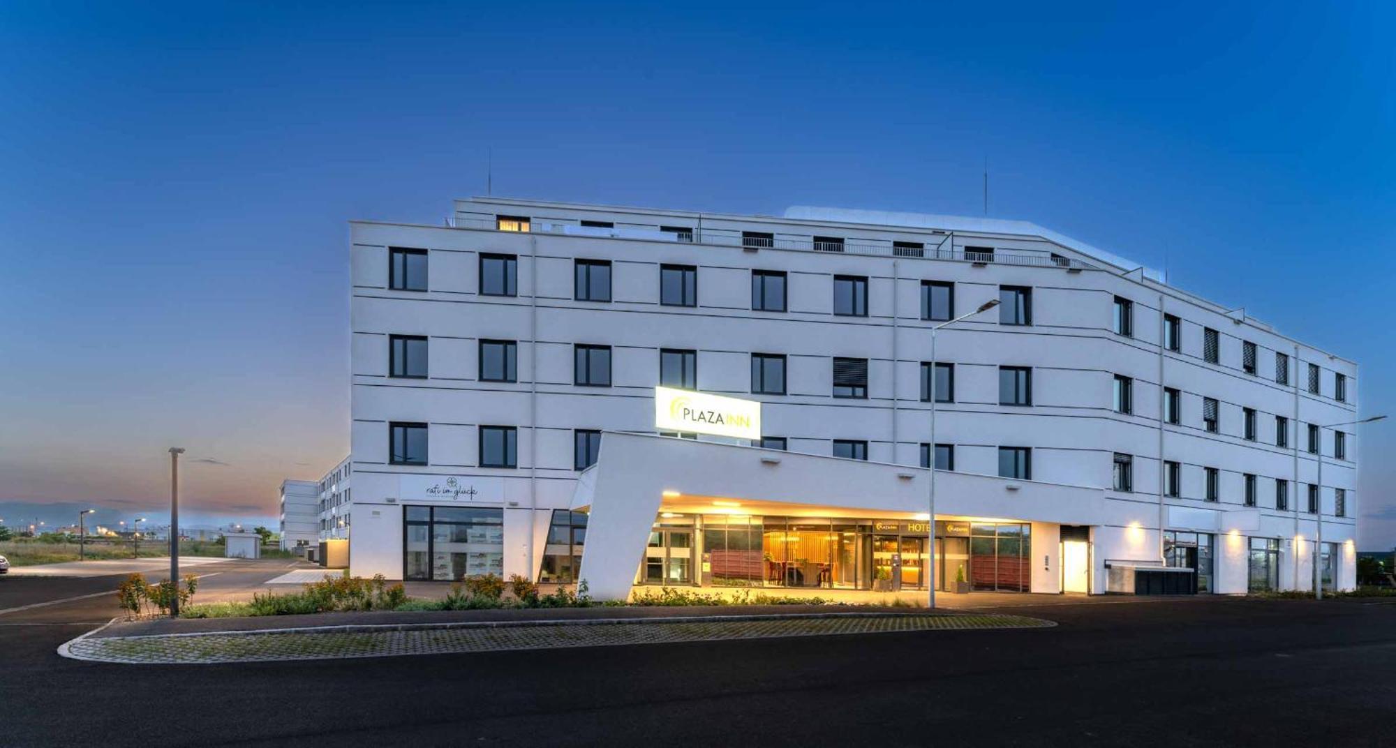 Plaza Residence ווינר נוישטאדט מראה חיצוני תמונה