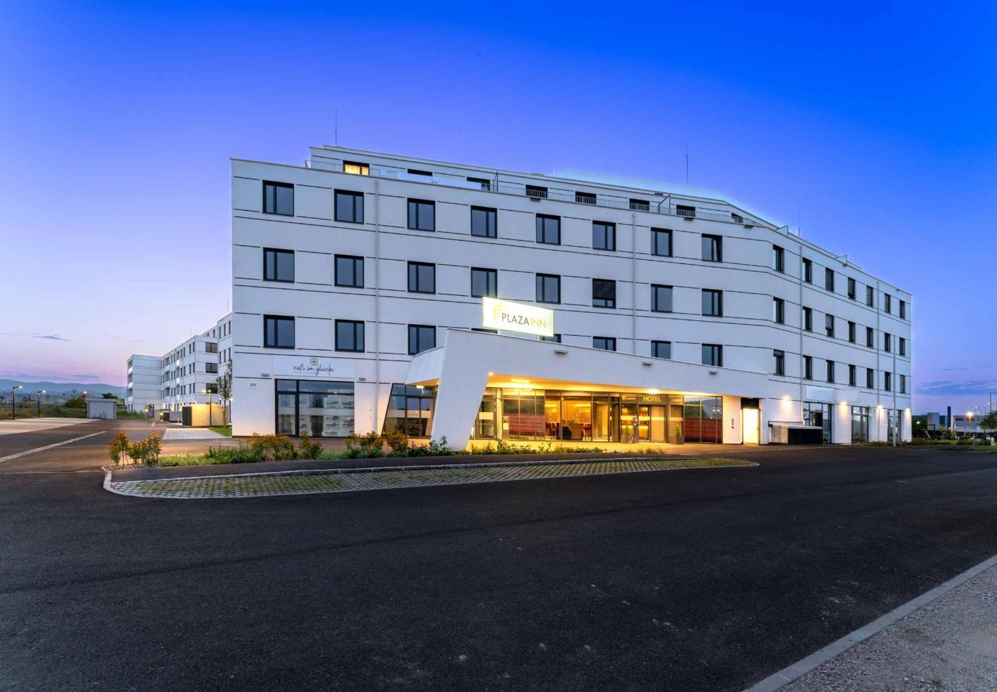 Plaza Residence ווינר נוישטאדט מראה חיצוני תמונה